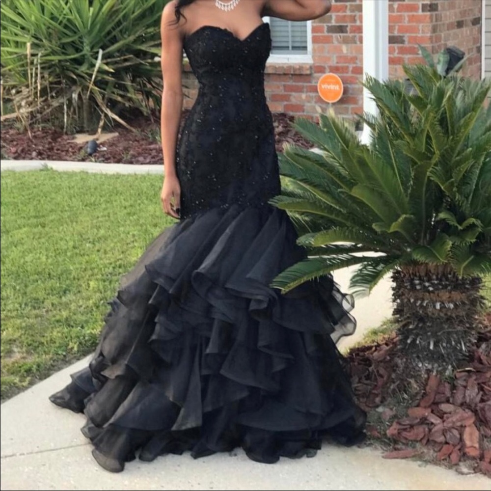 PROM DRESS - Picture 2 of 2